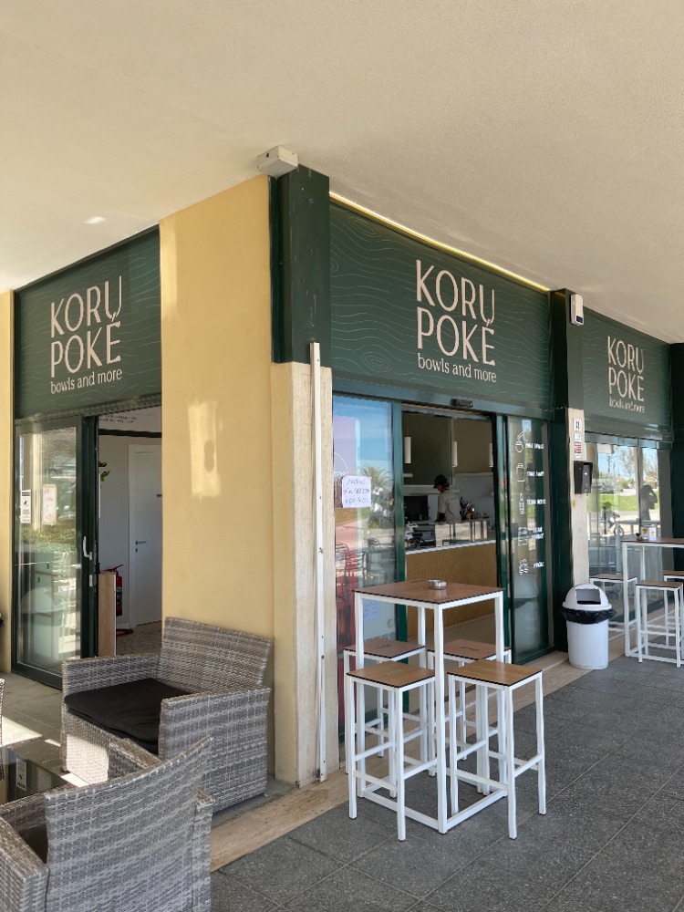 Preparazione poke bowl